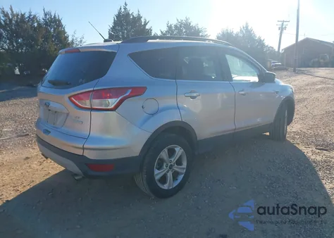 2016 Ford Escape Se z USA, uszkodzony, nr VIN 1FMCU0GX9GUB35142